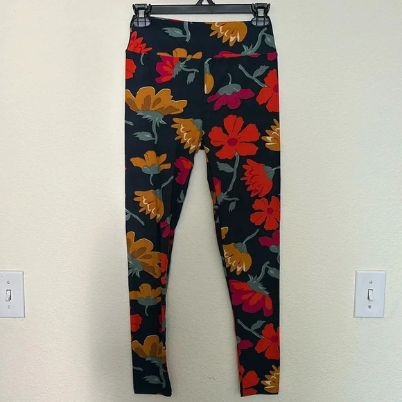 LulaRoe Leggings - Picture 1 of 2